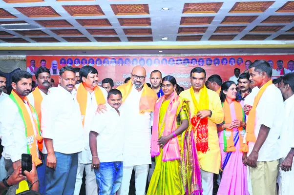 మీ ఊరికి మీరే సీఎం.. 