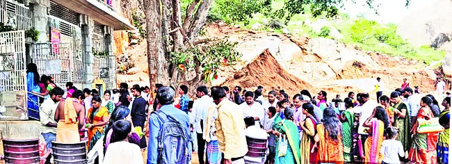 రెడ్డెమ్మా..చల్లంగా చూడమ్మా