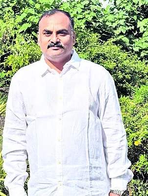 పర్యాటకులకు ఇబ్బందులు లేకుండా చర్యలు 
