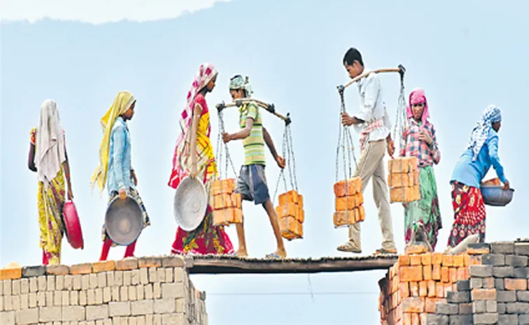 అక్కరకు రాని చట్టాలతో భయమేల?