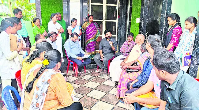 మెట్టపల్లిని సందర్శించిన వైద్య బృందం 