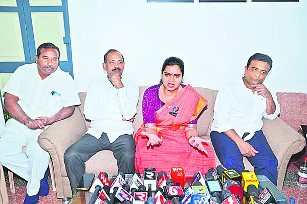 ప్రగతిపై చర్చకు సిద్ధం 