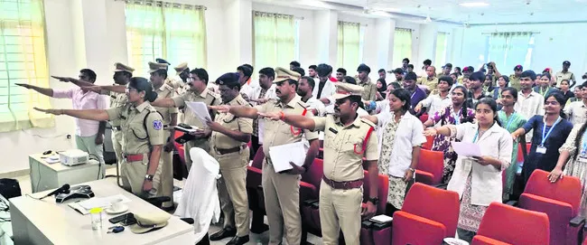 సైబర్‌ భద్రత.. అందరి బాధ్యత 