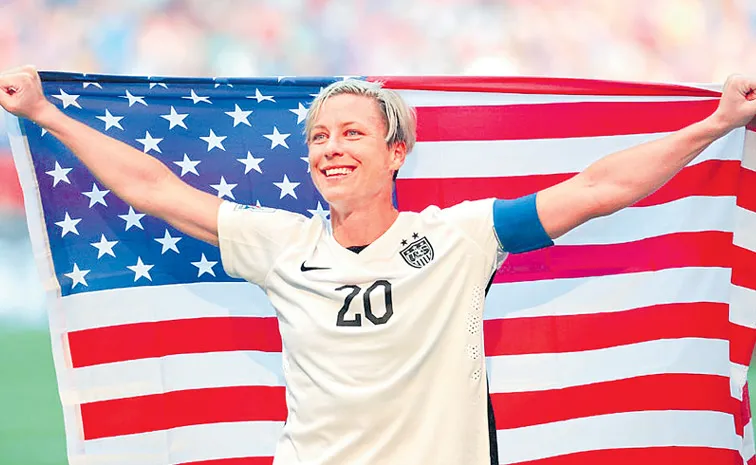 Olympic winner Abby Wambach Speech in New York bernard womens college