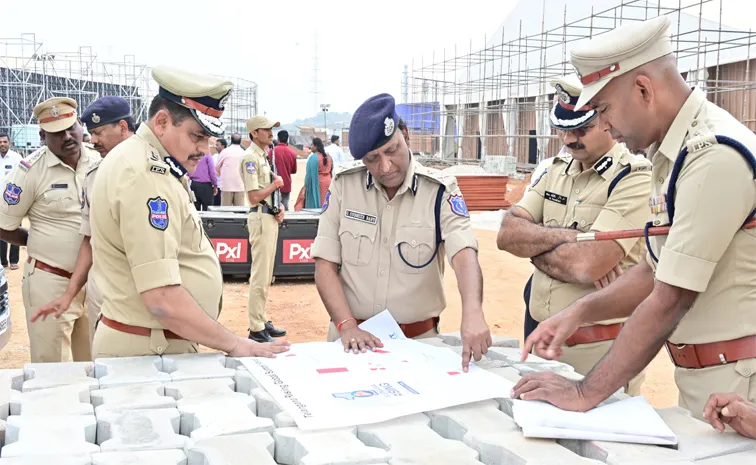 పటిష్టంగా గ్లోబల్ సమ్మిట్ బందోబస్త్.. ఏర్పాట్లను పరిశీలించిన మహేష్ భగవత్‌