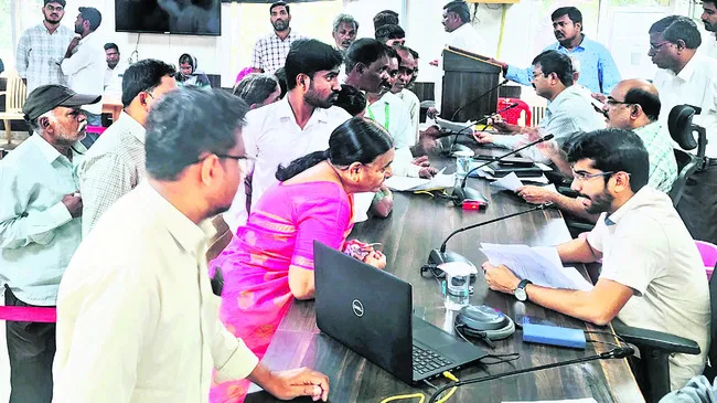 సమస్యలతో బేజారు