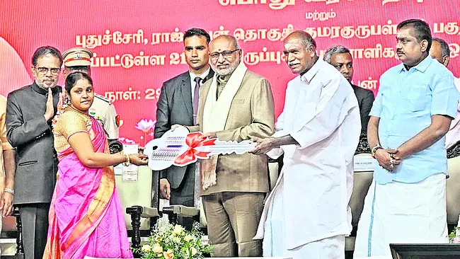 పుదుచ్చేరి కోసం భారీ ప్రాజెక్టులు