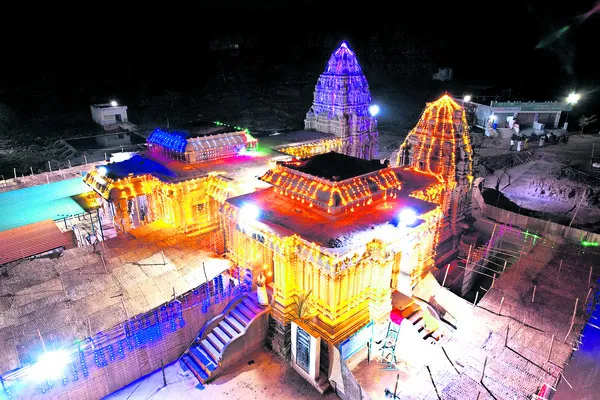 ముక్కోటి ఏకాదశికి ముస్తాబు