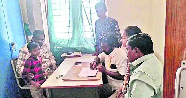 పాము కాటు మరణంపై విచారణ 