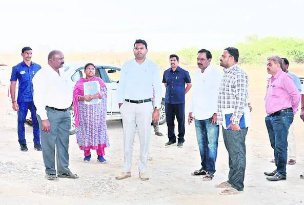 నర్సింగ్‌ కళాశాల పనులు త్వరగా పూర్తి చేయాలి 