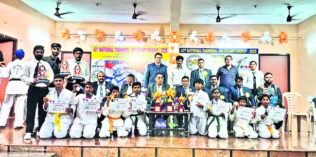 తైక్వాండో పోటీల్లో క్రీడాకారుల ప్రతిభ 