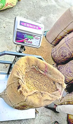 ధాన్యం తూకంలో మోసం 