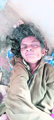 యాచకురాలు మృతి