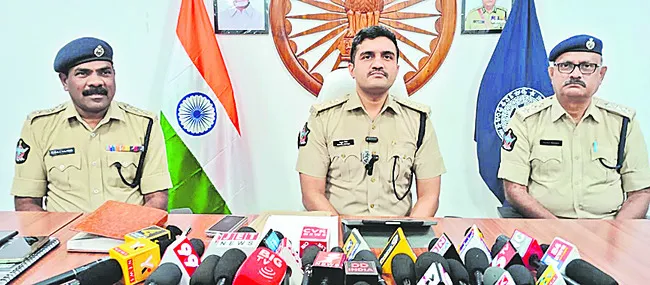 పెరిగిన హత్యలు.. ఆగని చోరీలు