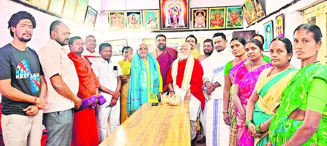 అసమానతలు తొలగించాలి