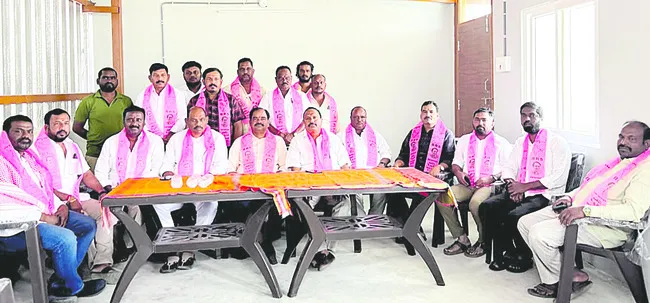 అశాసీ్త్రయంగా డివిజన్ల పునర్విభజన 