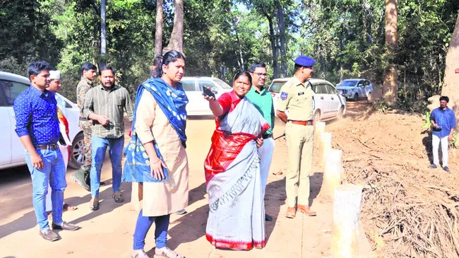 సమన్వయంతో జాతరను విజయవంతం చేయాలి