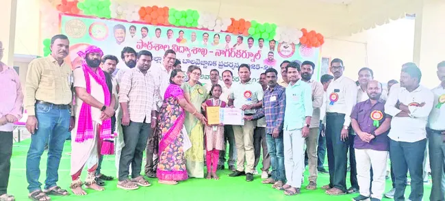 సైన్స్‌తోనే సమాజాభివృద్ధి : డీఈఓ 