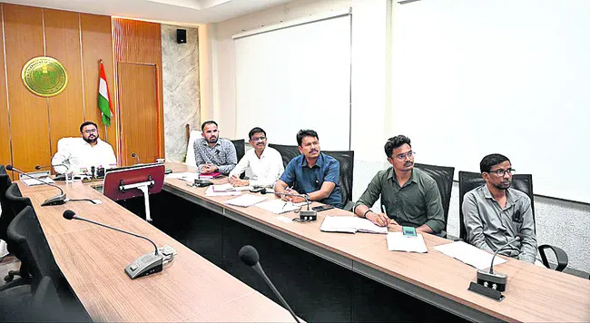 టీ పోల్‌లో ఓటరు జాబితా
