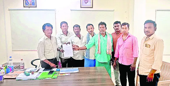 వార్డుల పునర్విభజనలో అన్యాయం