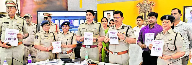 పెరిగిన ఆర్థిక, నార్కోటిక్‌ నేరాలు 