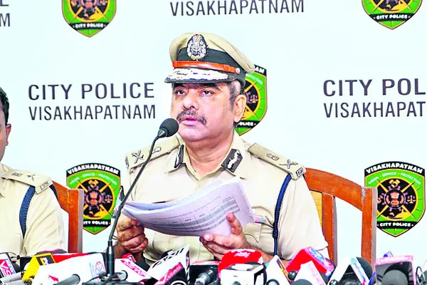 నెత్తుటి మరకలు