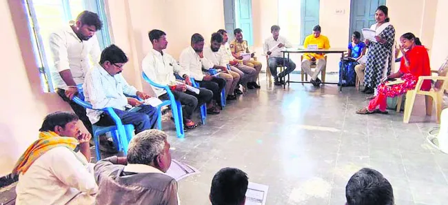 పౌర హక్కులకు భంగం కల్గించొద్దు