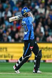 CHRIS LYNN BECOMES THE FIRST PLAYER TO COMPLETE 4000 RUNS IN BBL HISTORY