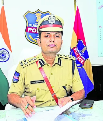 వైరెటీ థీమ్స్‌.. ఈవెంట్స్‌