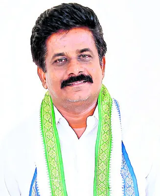 వైఎస్సార్‌సీపీ పీఆర్‌ విభాగం కర్నూలు ఇన్‌చార్జ్‌గా   సీ