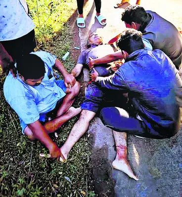 కారు ఢీకొని వ్యక్తి మృతి 