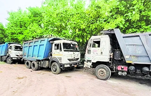 ఎమ్మెల్సీ పేరుతో ‘మట్టి’ దందా 