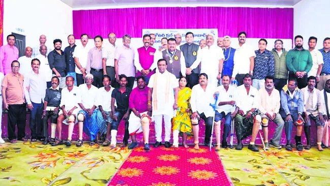 రోటరీ క్లబ్‌కు ఏటా రూ.2 లక్షలు 