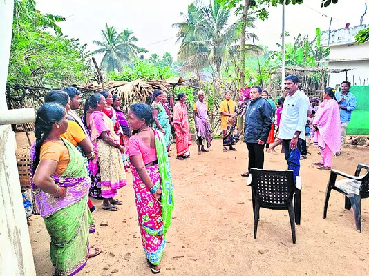 త్వరలో పింఛను నగదు పంపిణీ చేస్తాం
