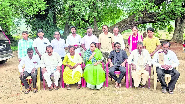 కూటమి ప్రభుత్వంలో విద్యారంగం నిర్వీర్యం 