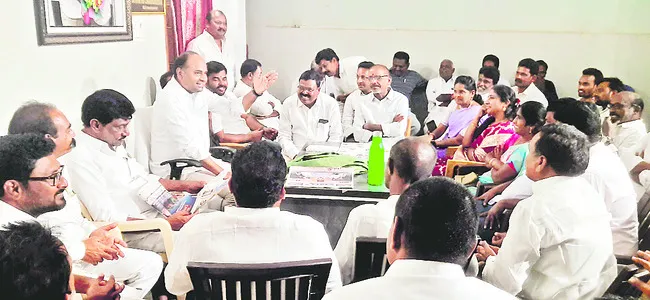 కలెక్టర్‌ గారూ.. ఇది తగునా