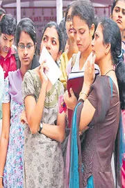 White collar hiring picks up pace in November 2025