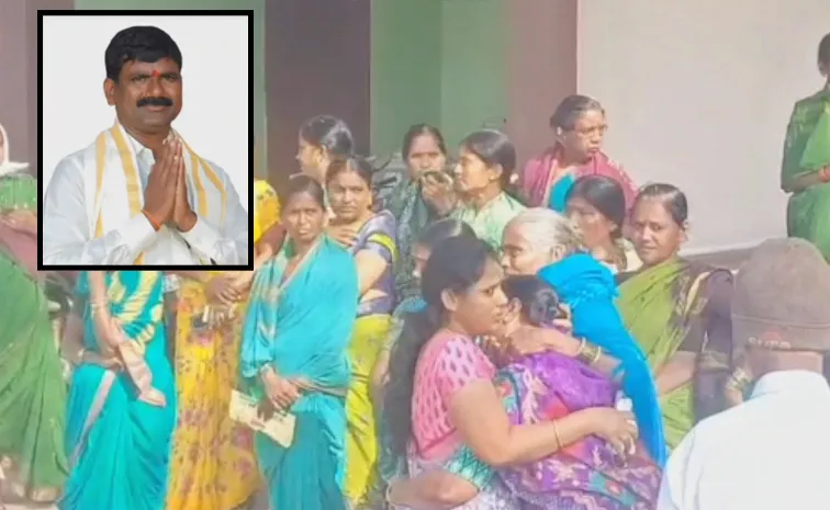 నిర్మల్‌ జిల్లాలో సర్పంచ్‌ అభ్యర్థి భర్త ఆత్మహత్య