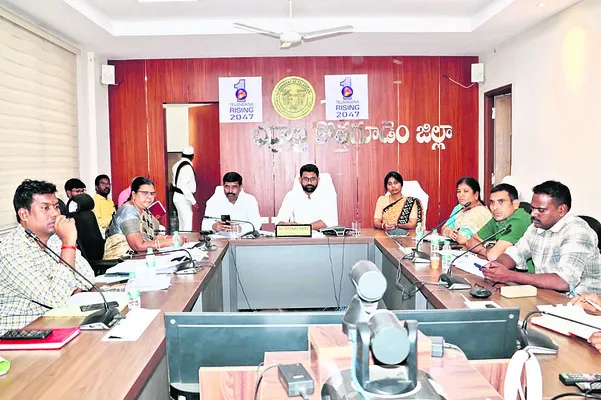 ఎన్నికల సిబ్బందికి పోస్టల్‌ బ్యాలెట్‌