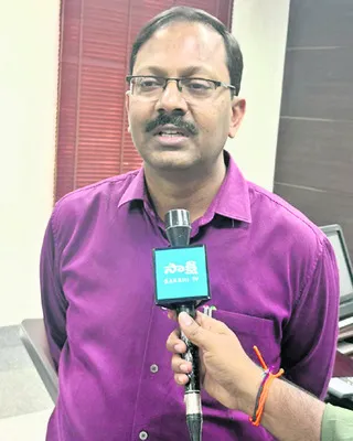 బలవంతపు ఏకగ్రీవాలు రద్దవుతాయి : కలెక్టర్‌ వినయ్‌కృష్ణార