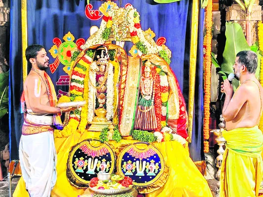 వైభవంగా సీతారాముల పౌర్ణమి కల్యాణం 