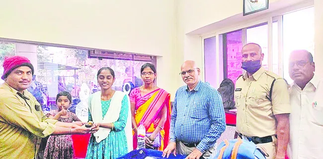 ఆర్టీసీ డ్రైవర్‌ నిజాయితీ