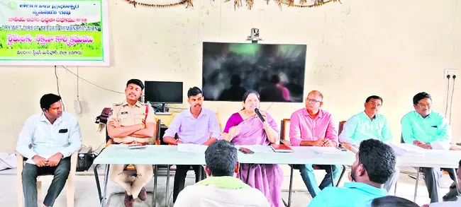 నిబంధనల మేరకే ఖర్చు చేయాలి