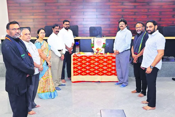 కట్టుదిట్టంగా ఎన్నికల నియమావళి : కలెక్టర్‌ 