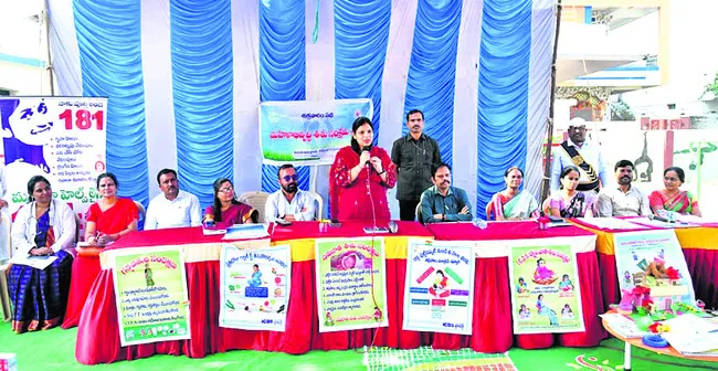 వలస కూలీల పిల్లలను గుర్తించండి