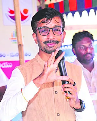 ఇష్టపడి చదివితే ఉన్నత భవిత 