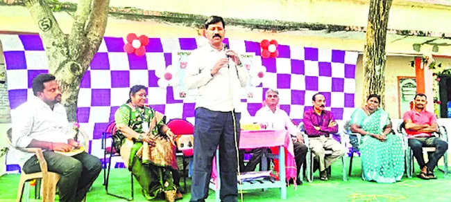 చదువు జీవితాన్నే మారుస్తుంది 