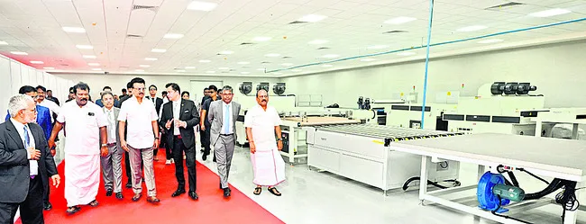 ఎల క్ట్రానిక్స్‌ రాజధాని 