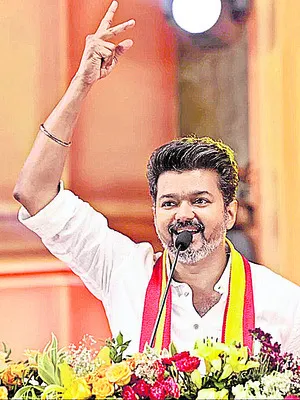 9న పుదుచ్చేరికి విజయ్‌! 