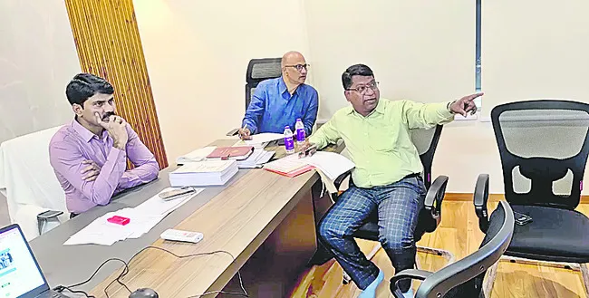 ఎన్నికల నిర్వహణపై ర్యాండమైజేషన్‌ 